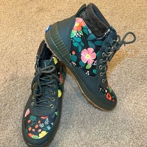 Like New KEDS RIFFLE PAPER CO floral shoes Size 6